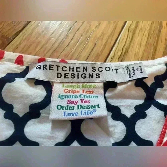 Gretchen Scott Tunic Top Womens Size XS 3/4 Sleeves Crab Print Red/White V Neck - Picture 5 of 10